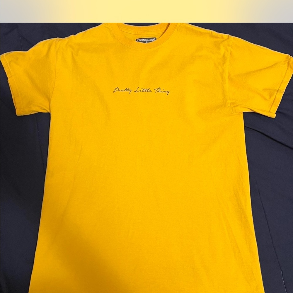 PrettyLittleThing Yellow Short Sleeve Tee